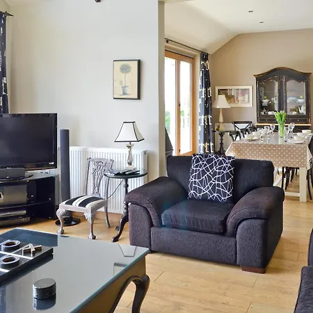 The Pavillion 度假居 凯顿