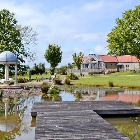 Holiday home The Pavillion Cayton